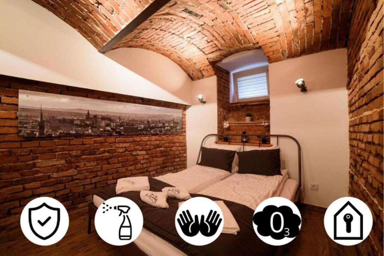 Cracow Rent Apartments: Spacious Stays Near Main Square Krakow Exterior photo