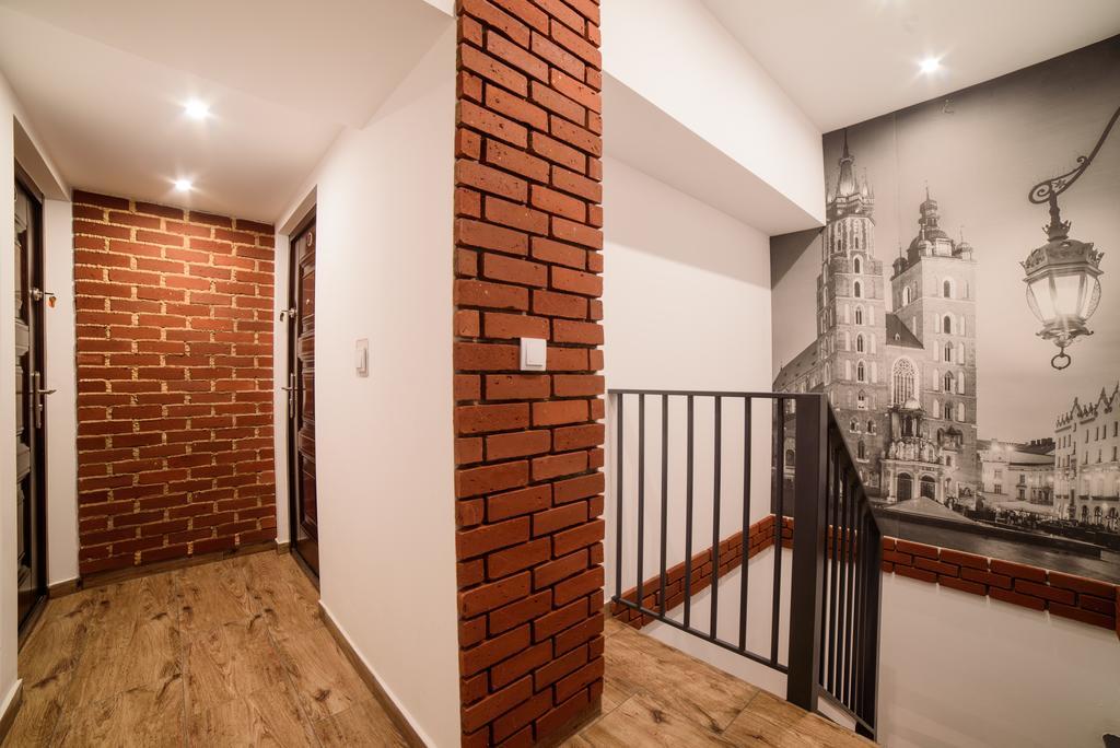 Cracow Rent Apartments: Spacious Stays Near Main Square Krakow Exterior photo